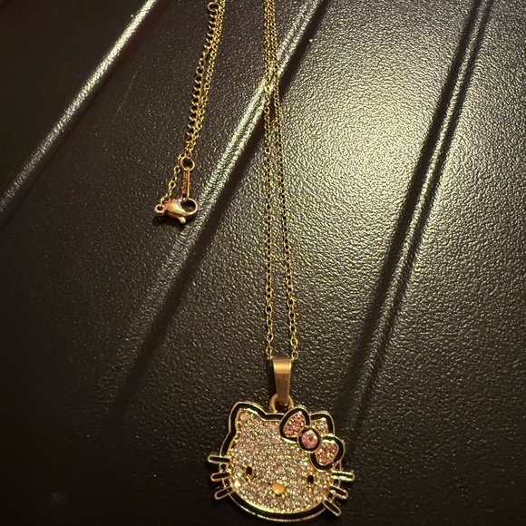 Jewelry - Gold Hello Kitty Pendant Necklace STOCKING STUFFER!!!!!!!